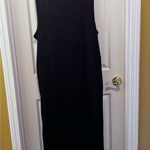 Simply Emma Black Sleeveless Halter Maxi Dress